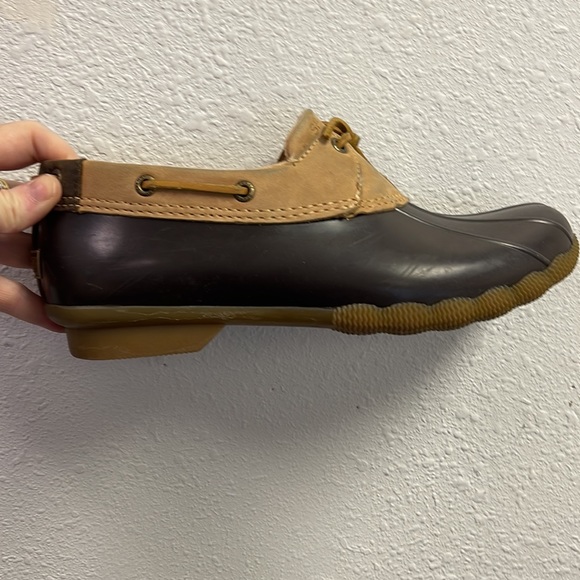 Sperry womens one eye waterproof slipon duck booties brown tan.Worn a few times - Picture 5 of 9